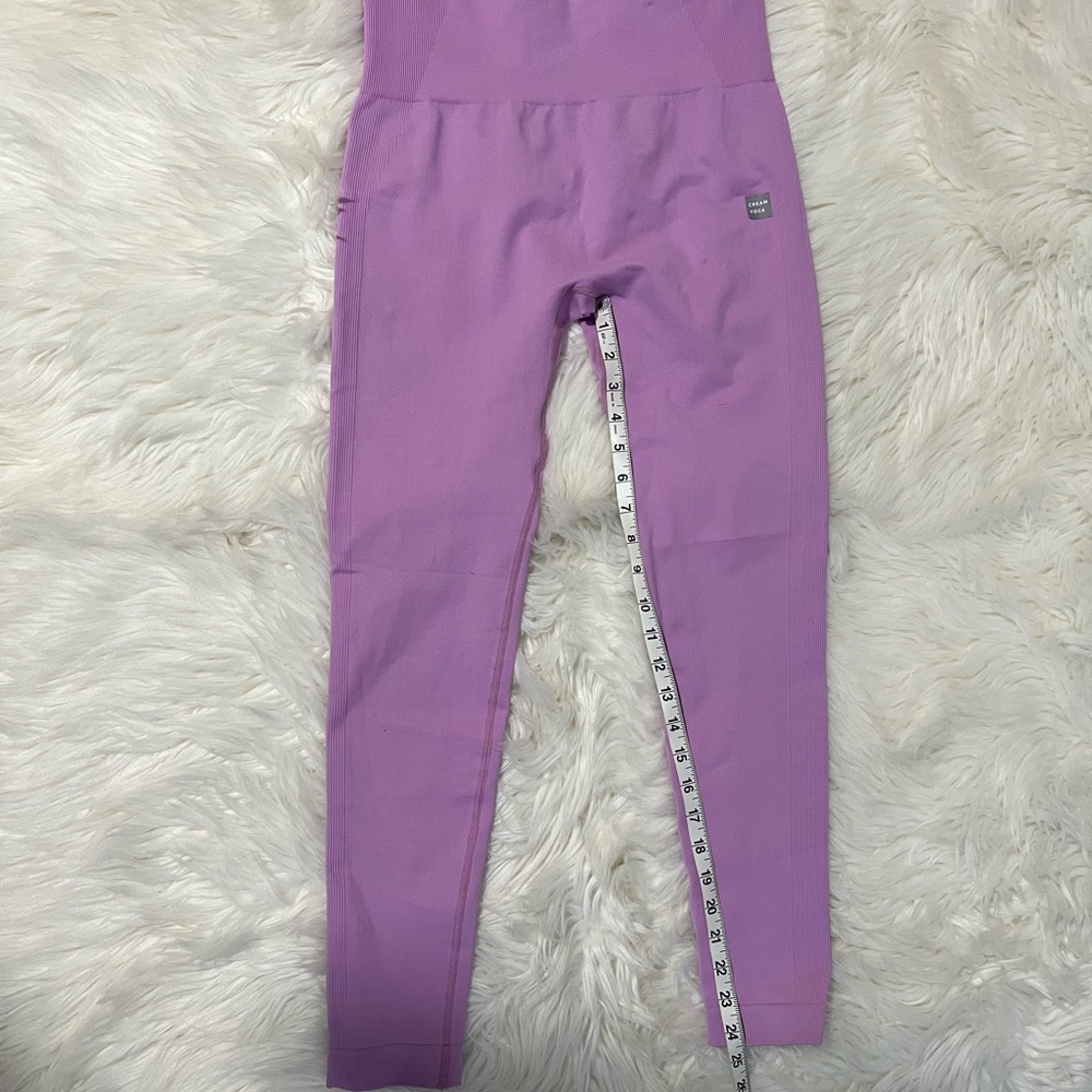 Cream Yoga Lilac Leggings - Picture 6 of 6